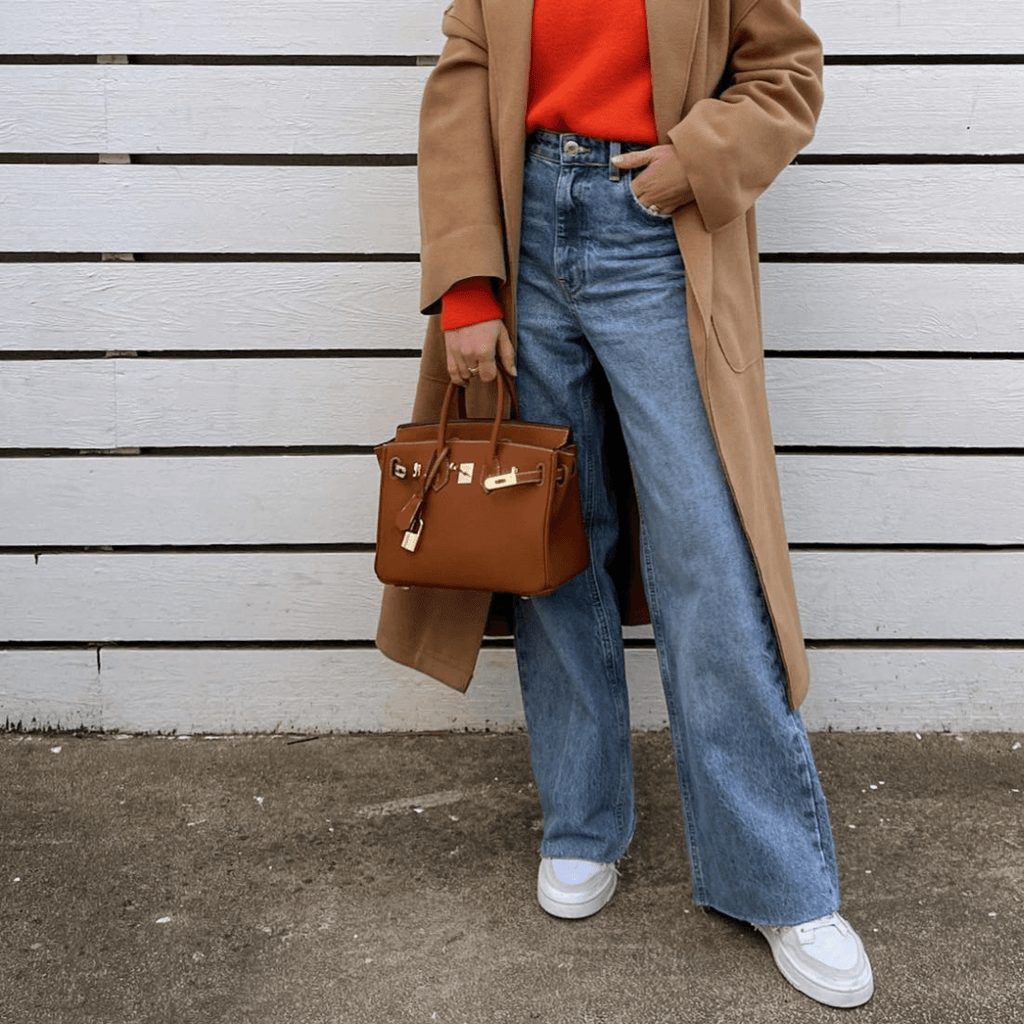 Valentina - Bolso Estructurado con Herraje Dorado
