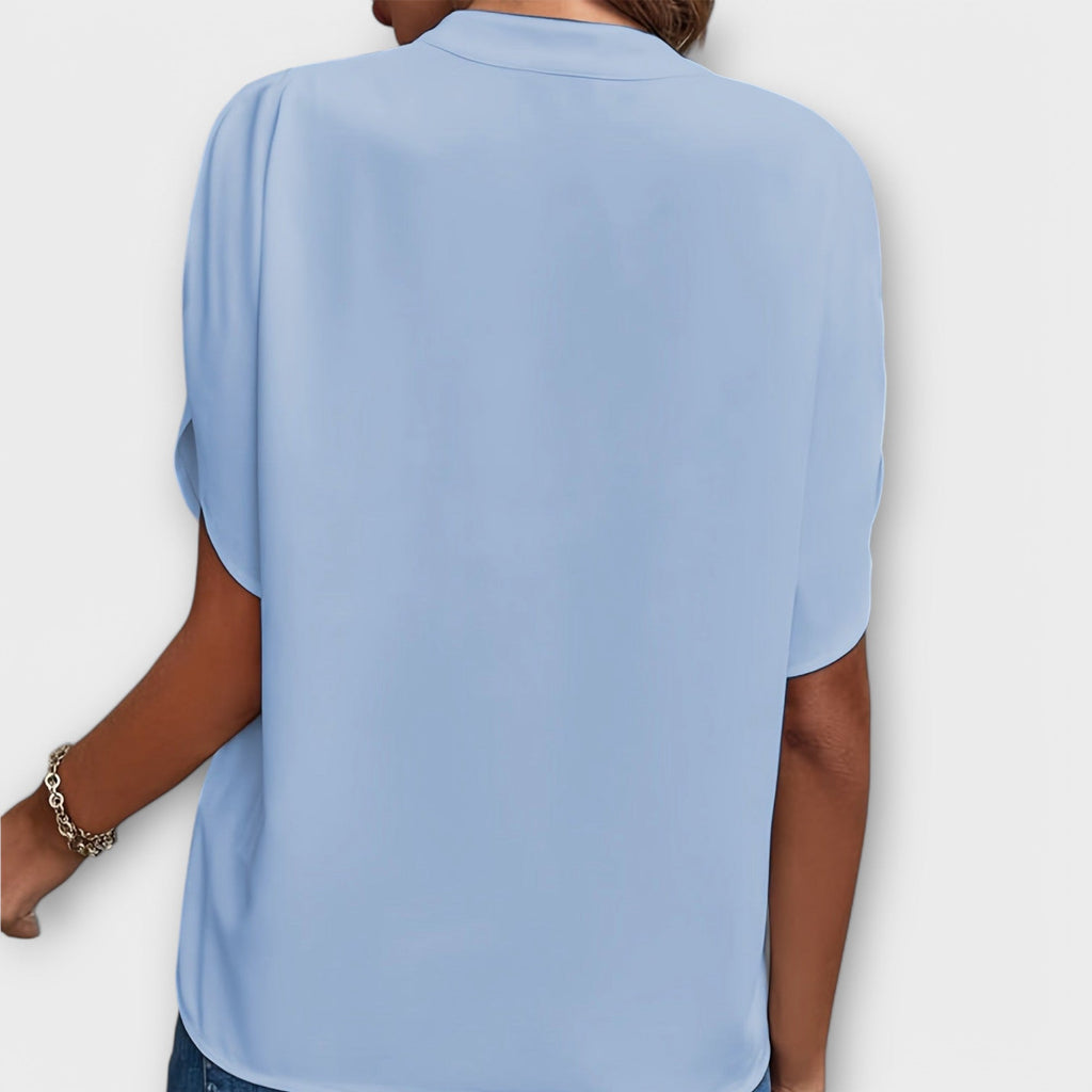 Camila - Blusa Cuello V Minimalista