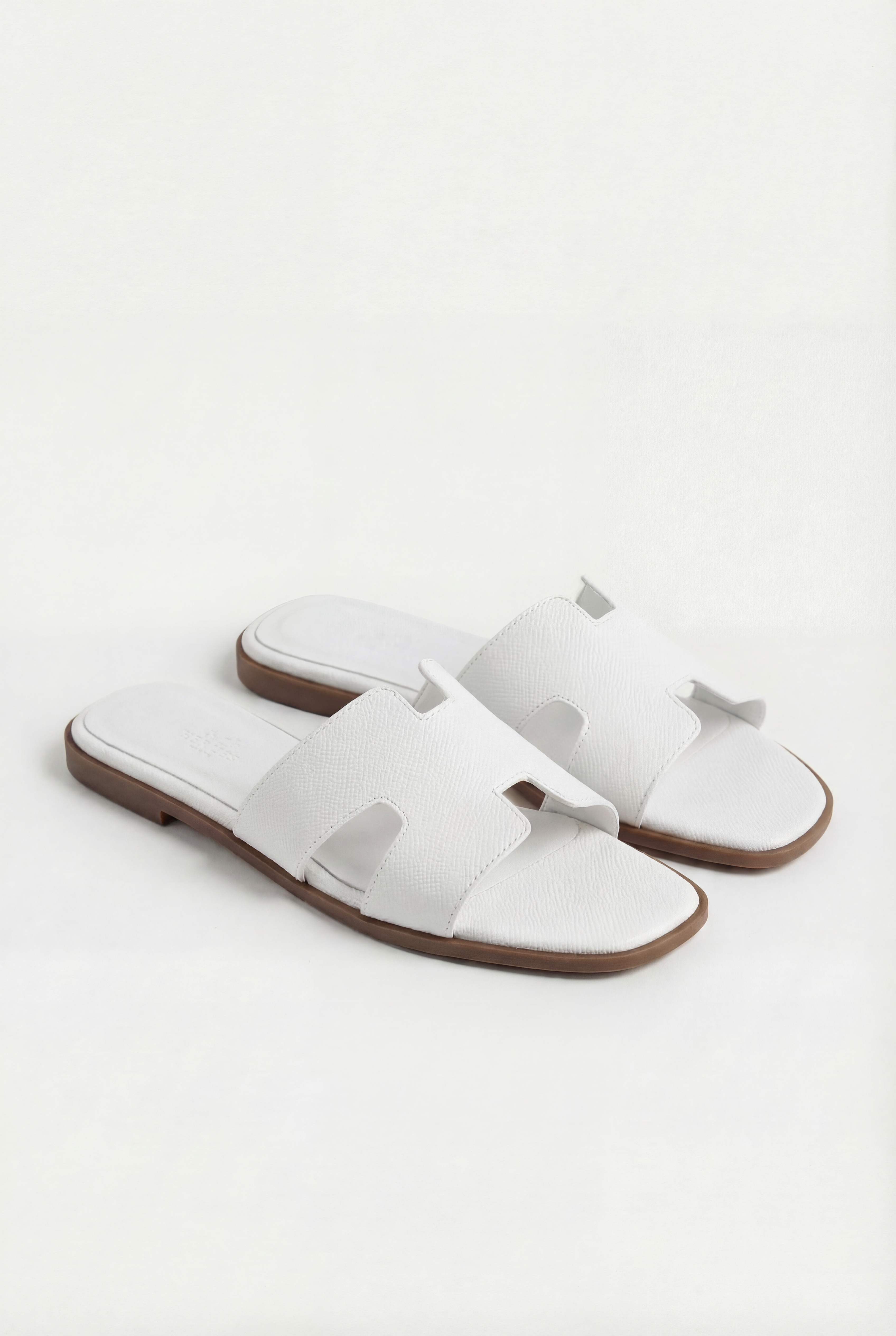 Sandalias planas de ecopiel
