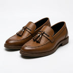 Mocasines de piel con borlas
