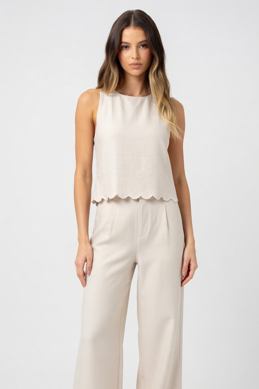 Mariana - Mono Largo Elegante con Corte Recto y Caída Fluida