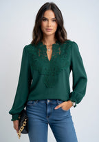 Valeria - Blusa Cuello V Bordada
