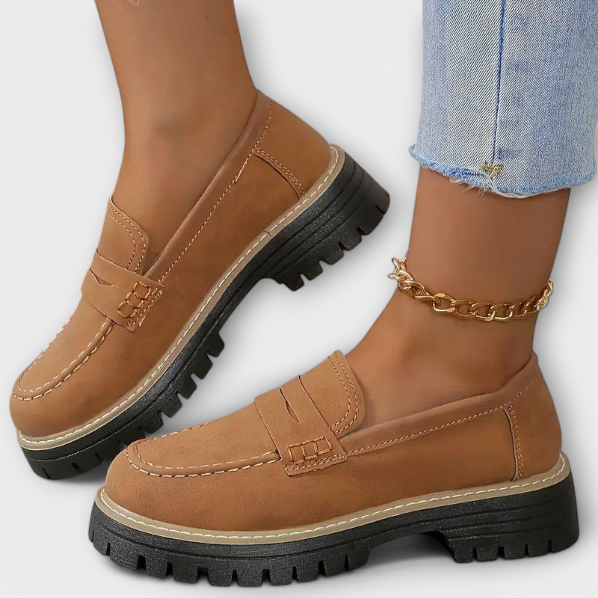 Camila - Mocasines Urbanos con Suela Gruesa y Acabado Premium